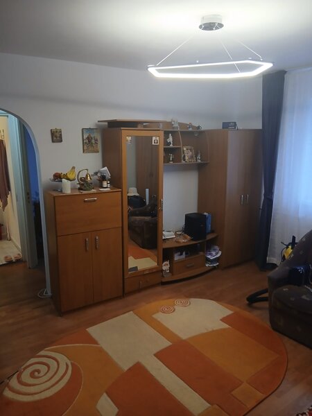 Sector 4, Piata Resita, Bucuresti,