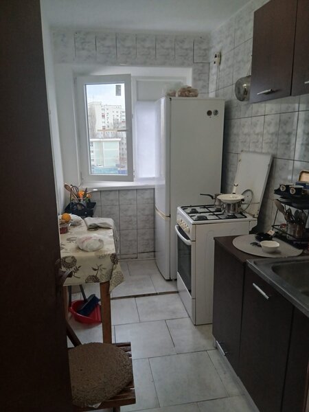 Sector 4, Piata Resita, Bucuresti,