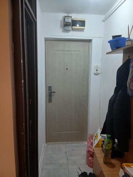 Sector 4, Piata Resita, Bucuresti,